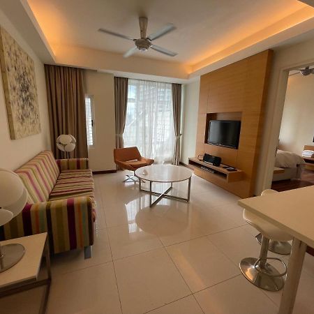 C Suites Jalan Perak Куала-Лумпур Экстерьер фото